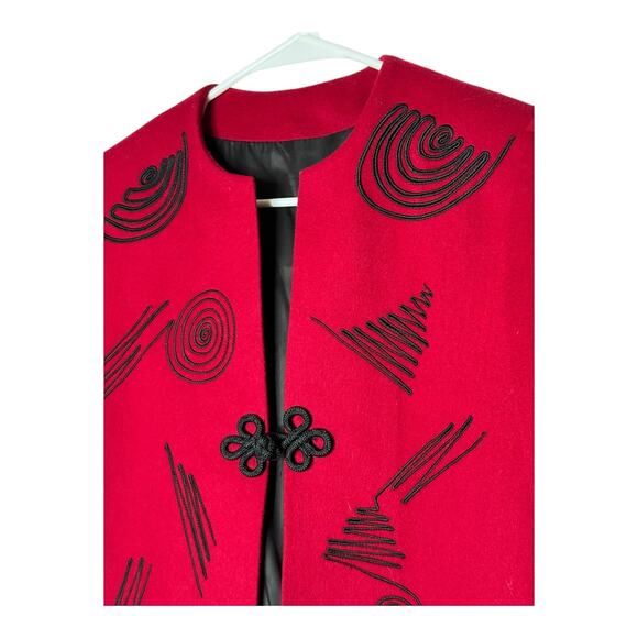 Vintage Red Wool Cropped collarless blazer black accents & frog goggle size M - Picture 6 of 17